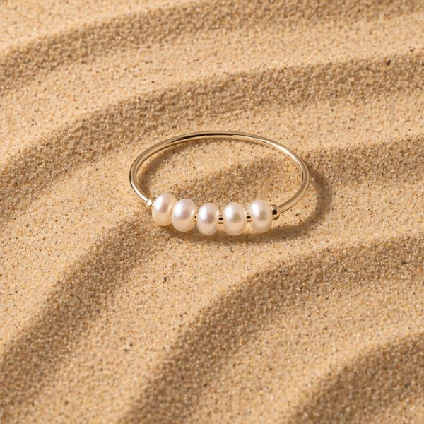 Mini Pearls Ring