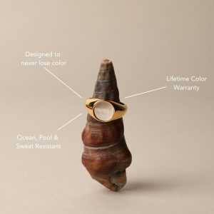 mother-pearl-ring-gold.jpg