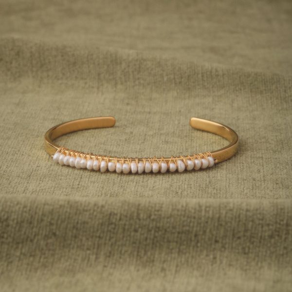 Pearly Cuff